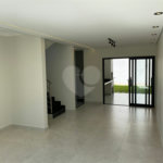 Casa à venda com 3 suítes no condomínio Villaggio Maranello, Vinhedo - SP
