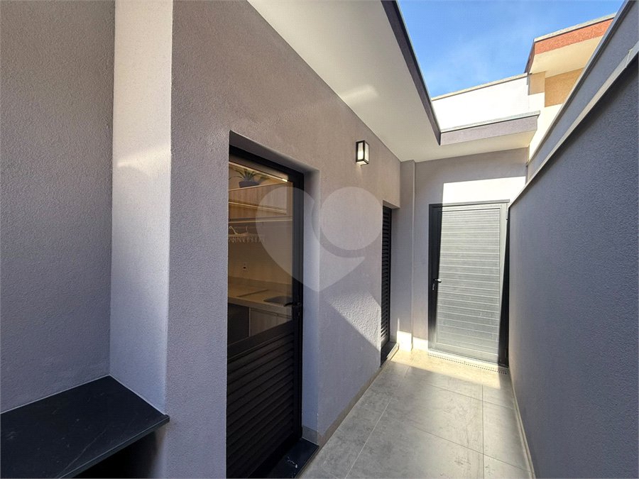 Casa à venda com 3 suítes no condomínio Costa das Areias, Salto - SP