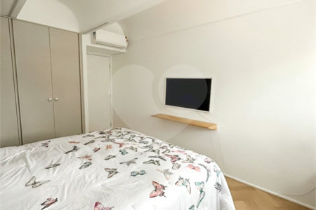 Apartamento à venda com 4 suítes em Vila Cordeiro, São Paulo, SP