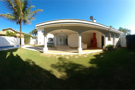 Casa à venda com 5 quartos, sendo 3 suítes, no condomínio Vinhas da Vista Alegre - Lado Sede, Vinhedo - SP