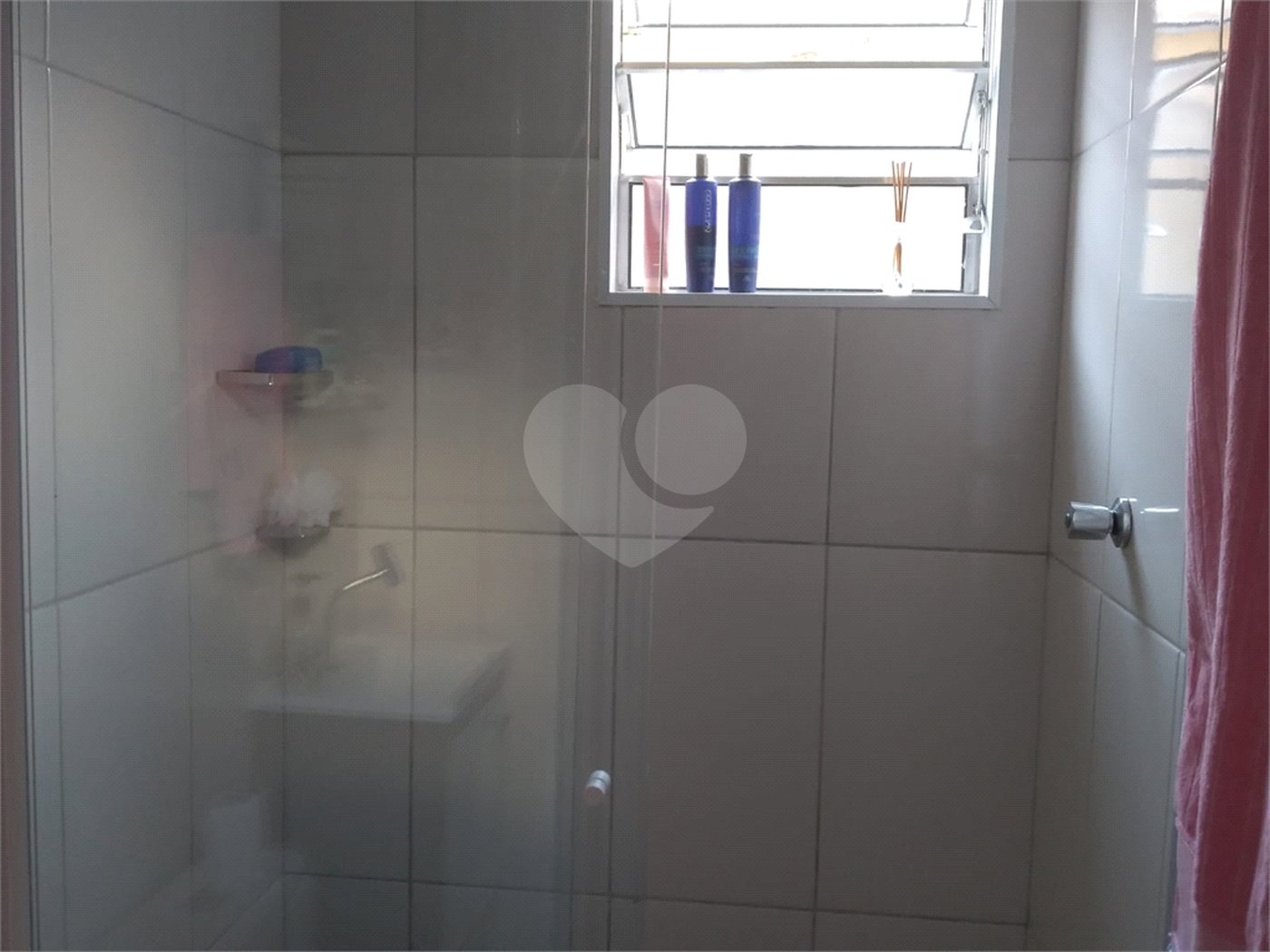 Sobrado à venda com 6 quartos, sendo 1 suíte, em Vila Sabrina, São Paulo, SP