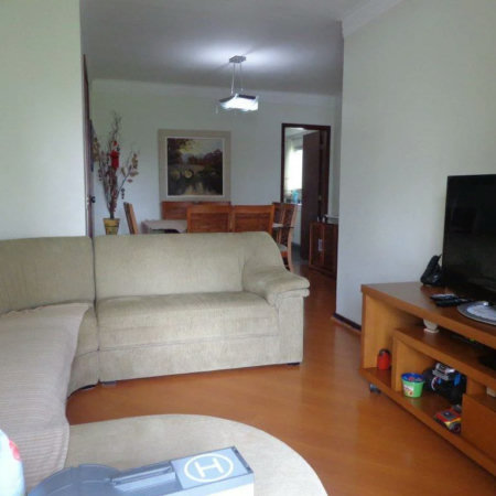 Apartamento à venda com 3 quartos, sendo 1 suíte,  em Jardim Londrina, São Paulo, SP