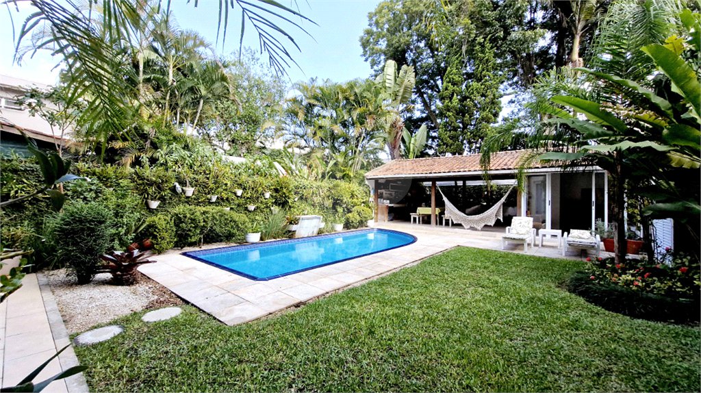 Casa à venda com 4 suítes em Alto da Boa Vista, São Paulo, SP