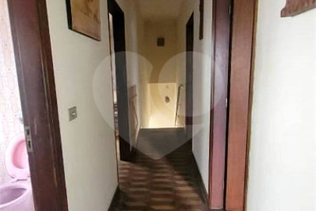 Sobrado à venda com 4 quartos em Saúde, São Paulo, SP