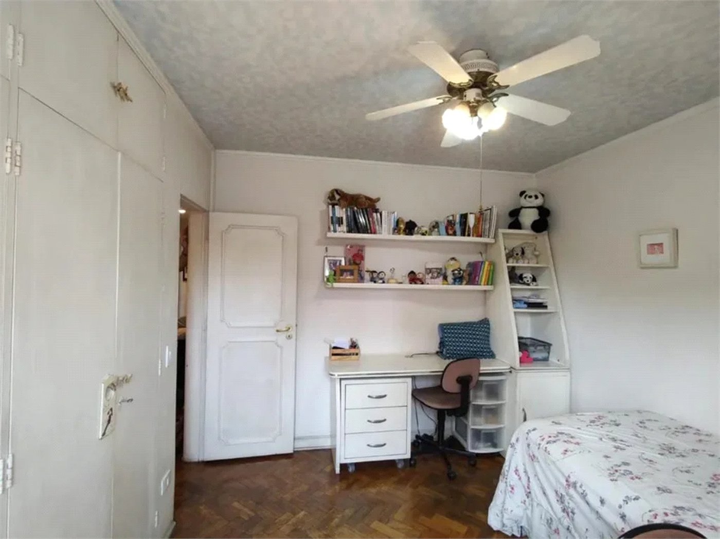 Apartamento à venda com 4 quartos, sendo 1 suíte, em Brooklin Paulista, São Paulo, SP