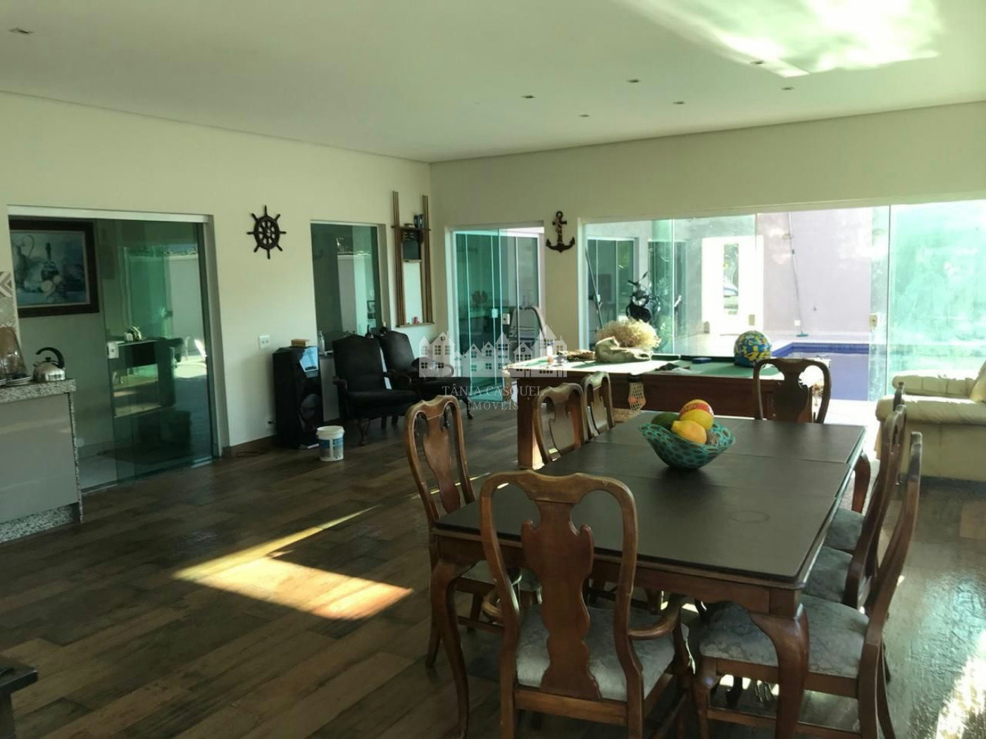 Casa à venda com 5 quartos, sendo 3 suítes, em Loteamento Jardim Morumbi, Atibaia, SP
