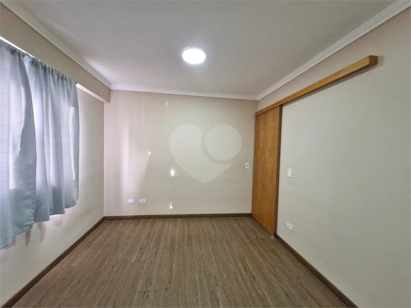 Apartamento à venda com 1 quarto em Vila Mazzei, São Paulo, SP