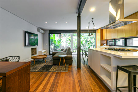 Casa à venda ou para alugar com 3 suítes no condomínio Palm Hill, São Paulo - SP