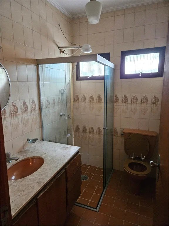Sobrado à venda com 3 quartos, sendo 1 suíte, em Cidade Monções, São Paulo, SP