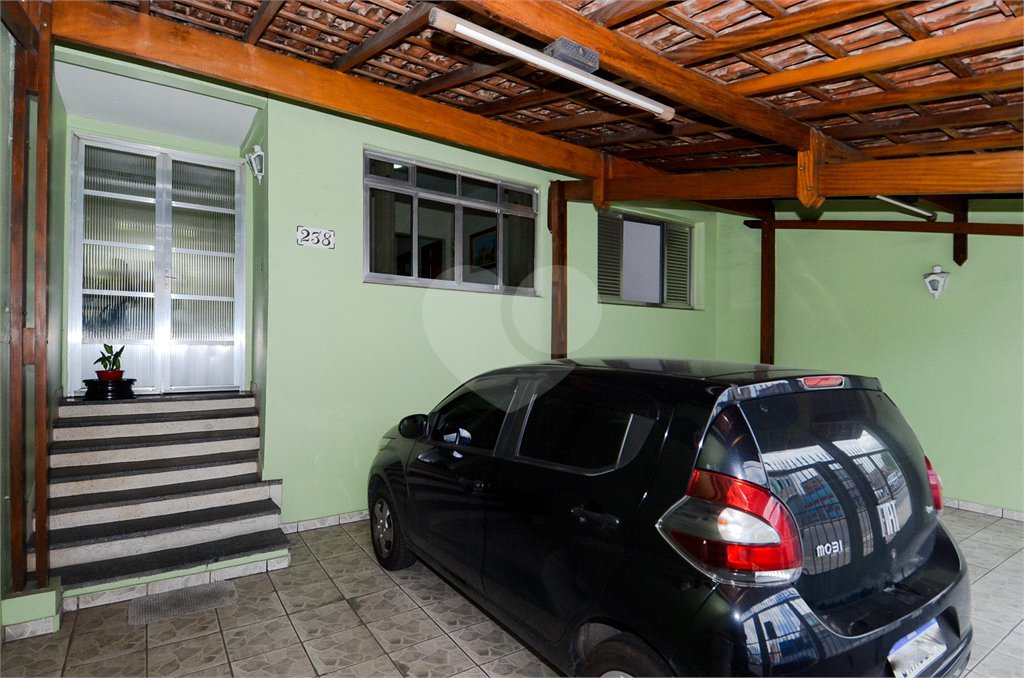 Casa à venda com 4 quartos, sendo 1 suíte, em Jardim Nova Taboão, Guarulhos, SP