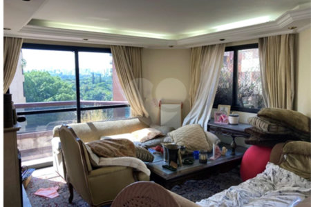 Apartamento à venda com 4 quartos, sendo 2 suítes,  em Moema, São Paulo, SP