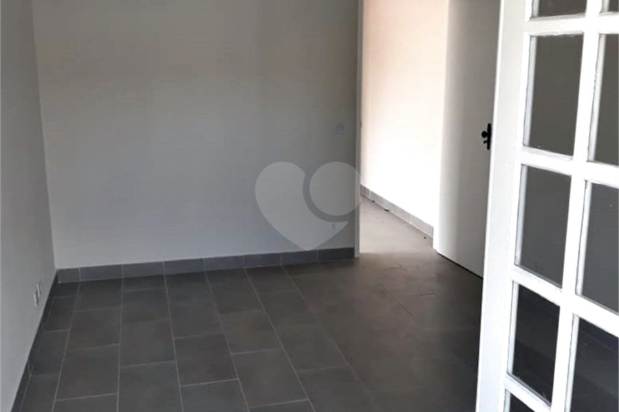 Sobrado à venda com 4 quartos, sendo 3 suítes,  em Tremembé, São Paulo, SP