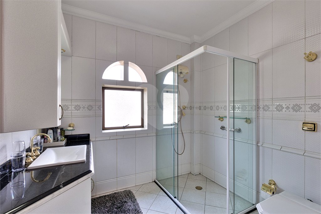 Casa à venda com 5 quartos, sendo 4 suítes, em Alto da Boa Vista, São Paulo, SP