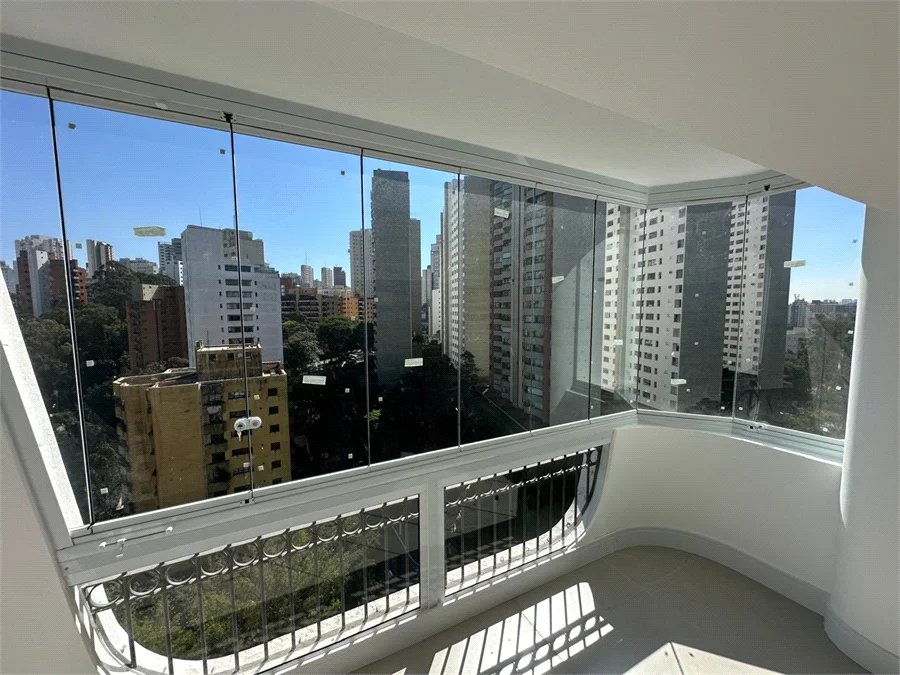 Apartamento à venda com 3 quartos, sendo 2 suítes, em Jardim Ampliação, São Paulo, SP