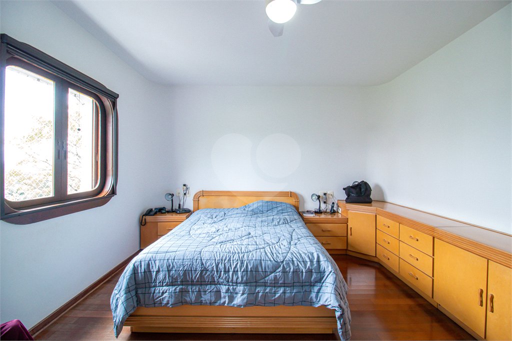 Apartamento à venda com 4 quartos, sendo 3 suítes, em Chácara Santo Antônio, São Paulo, SP