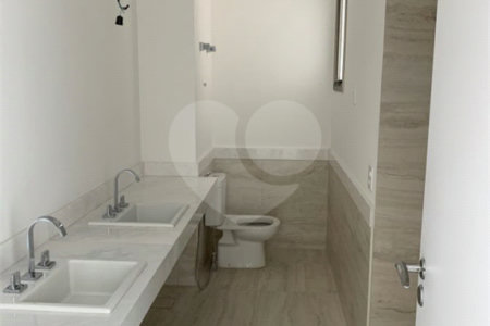 Apartamento à venda com 4 suítes em Vila Olímpia, São Paulo, SP
