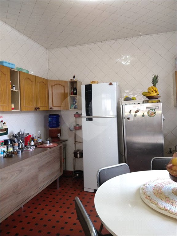 Sobrado à venda com 4 quartos em Sumaré, São Paulo, SP