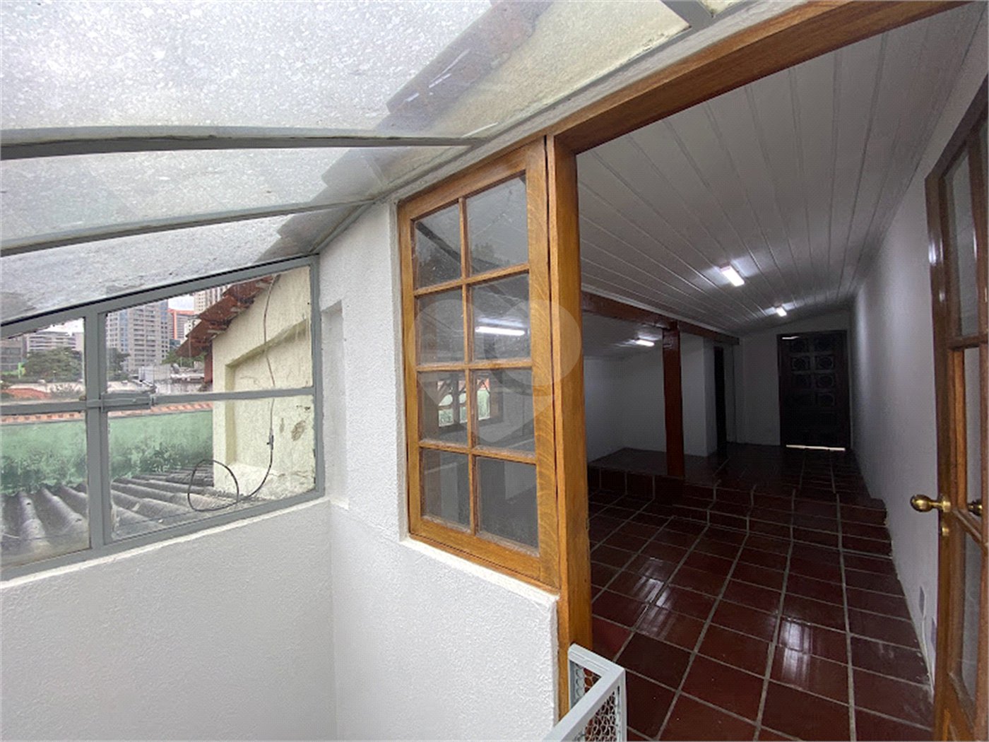Sobrado à venda com 7 quartos, sendo 2 suítes, em Brooklin Paulista, São Paulo, SP
