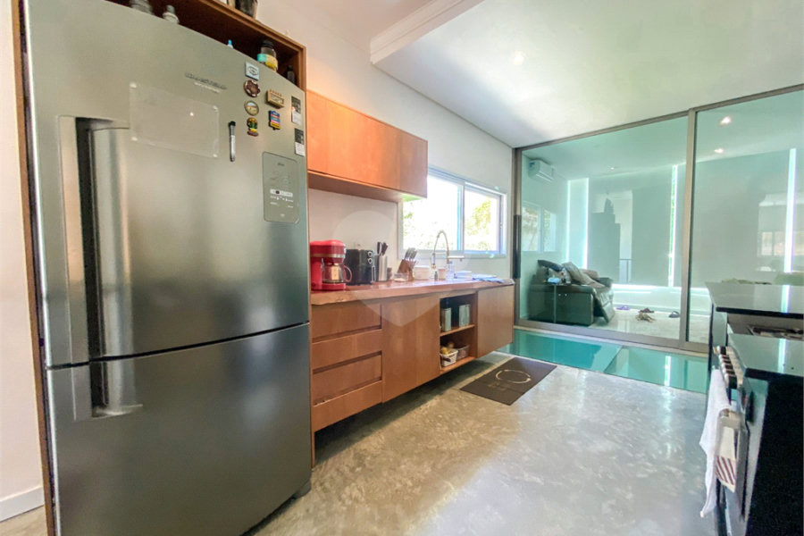 Casa à venda com 5 suítes no condomínio Suíça da Cantareira, Mairiporã - SP