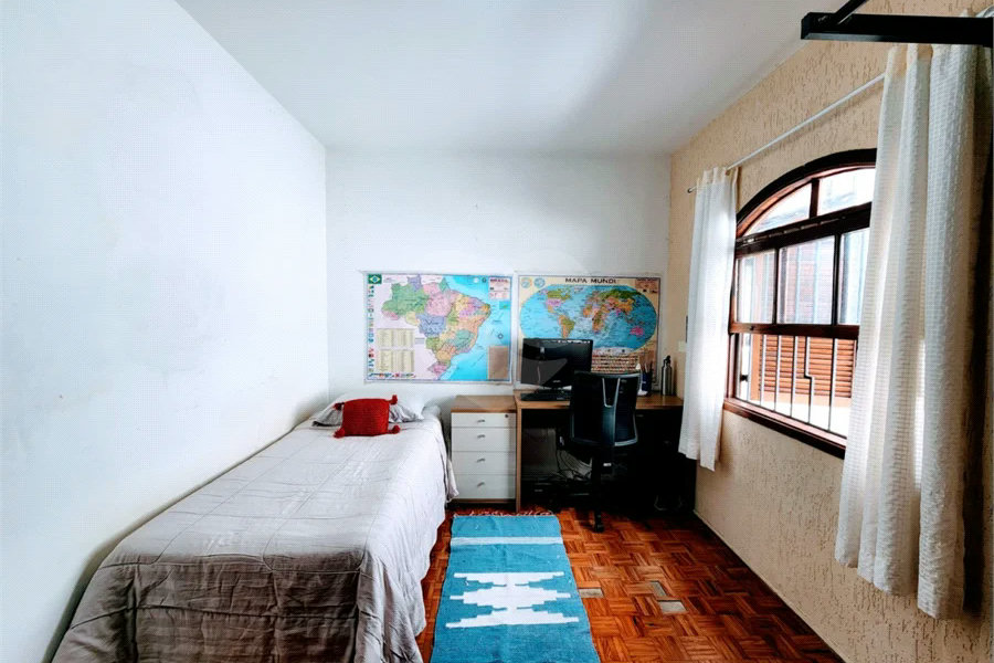 Sobrado à venda com 3 quartos, sendo 1 suíte, em Horto, São Paulo, SP