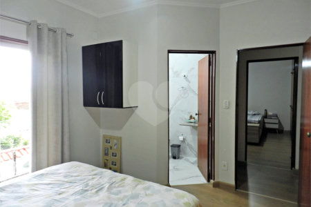 Sobrado à venda com 4 quartos, sendo 3 suítes, em Jardim Paulistano, Ribeirão Preto, SP