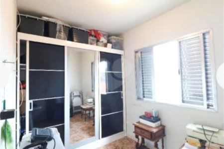 Sobrado à venda com 3 quartos, sendo 1 suíte,  em Vila Constança, São Paulo, SP