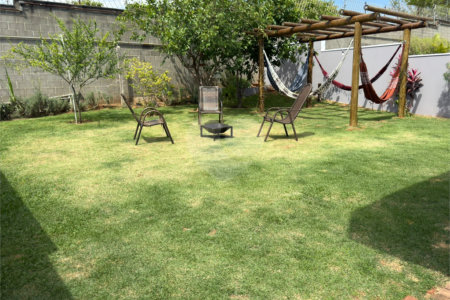 Casa à venda com 3 quartos, sendo 1 suíte,  no condomínio Reserva dos Vinhedos, Louveira - SP