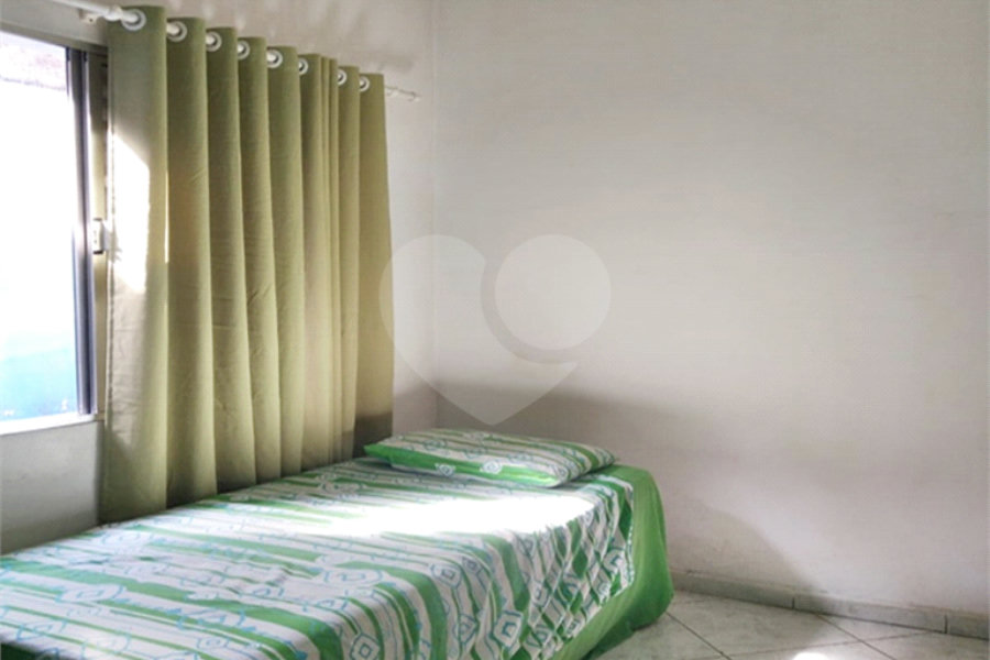 Casa à venda com 4 quartos em Vila Medeiros, São Paulo, SP