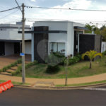 Casa à venda com 3 suítes em Residencial Village Damha III, Araraquara, SP
