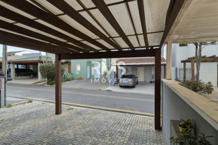 Casa à venda com 3 quartos, sendo 1 suíte, em Cond. Vila Aldea de Espana, Itu - SP