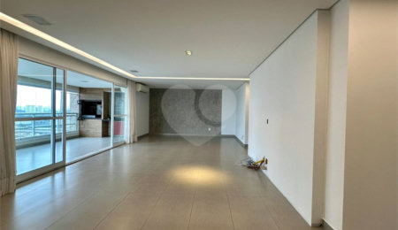 Apartamento à venda com 4 quartos, sendo 3 suítes,  em Vila Leopoldina, São Paulo, SP
