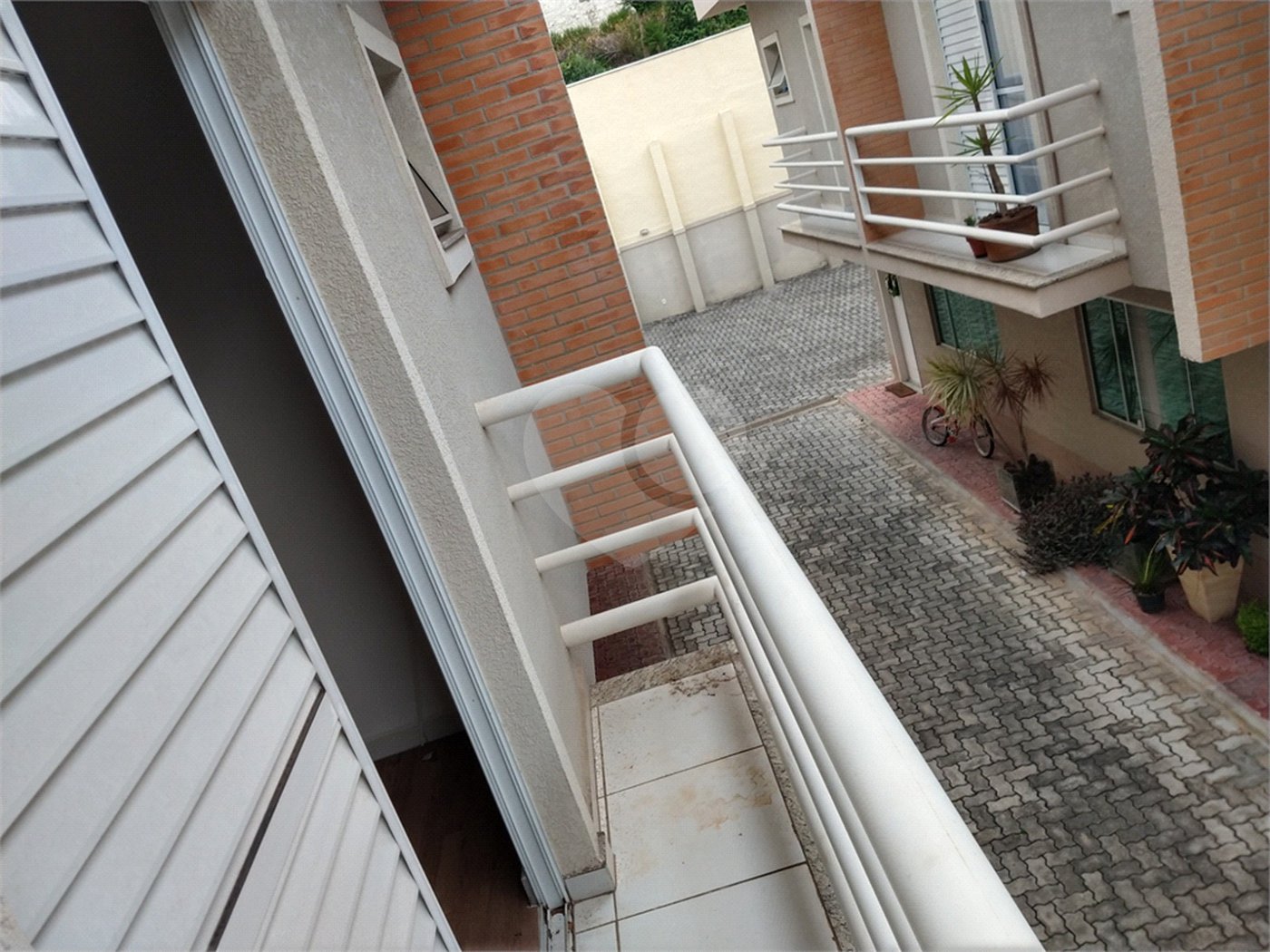 Casa à venda com 2 suítes no condomínio Olido, Atibaia - SP