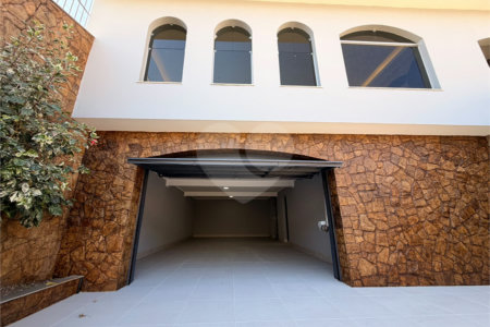Casa à venda com 5 quartos, sendo 4 suítes, em Vila Rosália, Guarulhos, SP