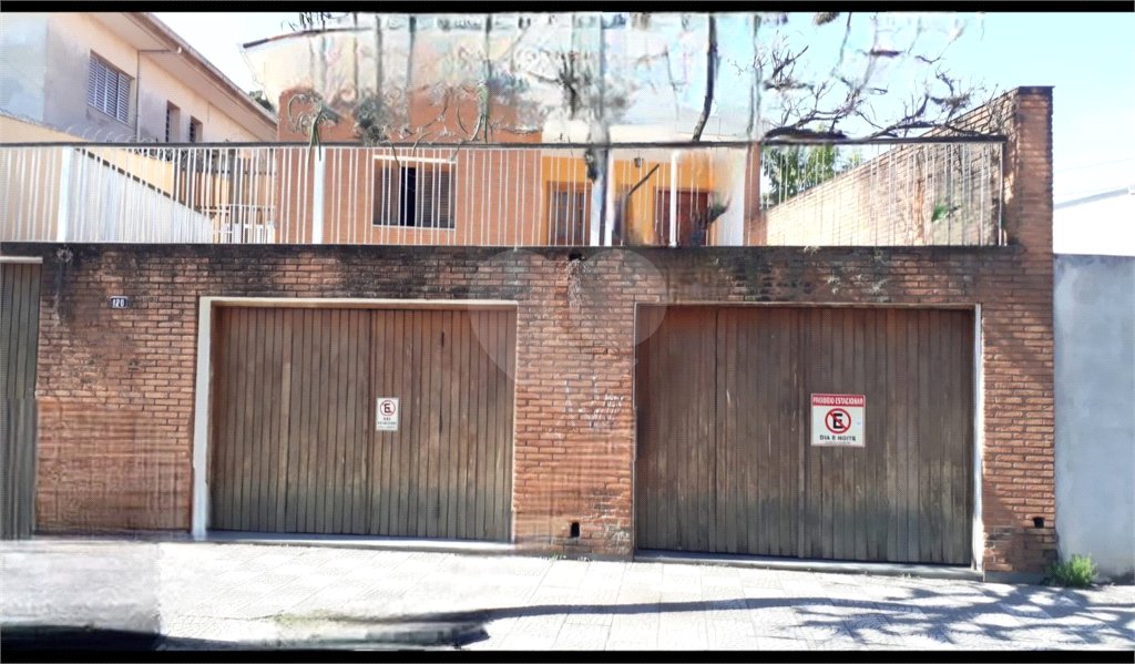 BELA CASA 274 M² C/ 3 QUARTOS 1 SALA 1 COZINHA 3 BANHEIROS 2 VAGAS Para Estacionamento coberta P/ VENDA NA V N Cachoeirinha