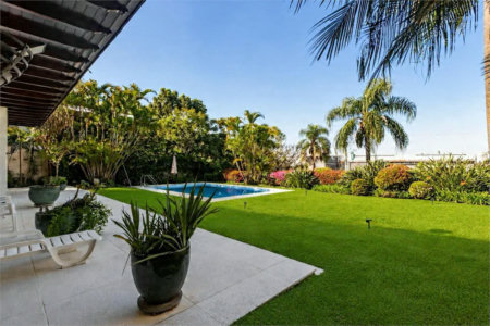 Casa à venda com 5 quartos, sendo 3 suítes, em Jardim Guedala, São Paulo, SP