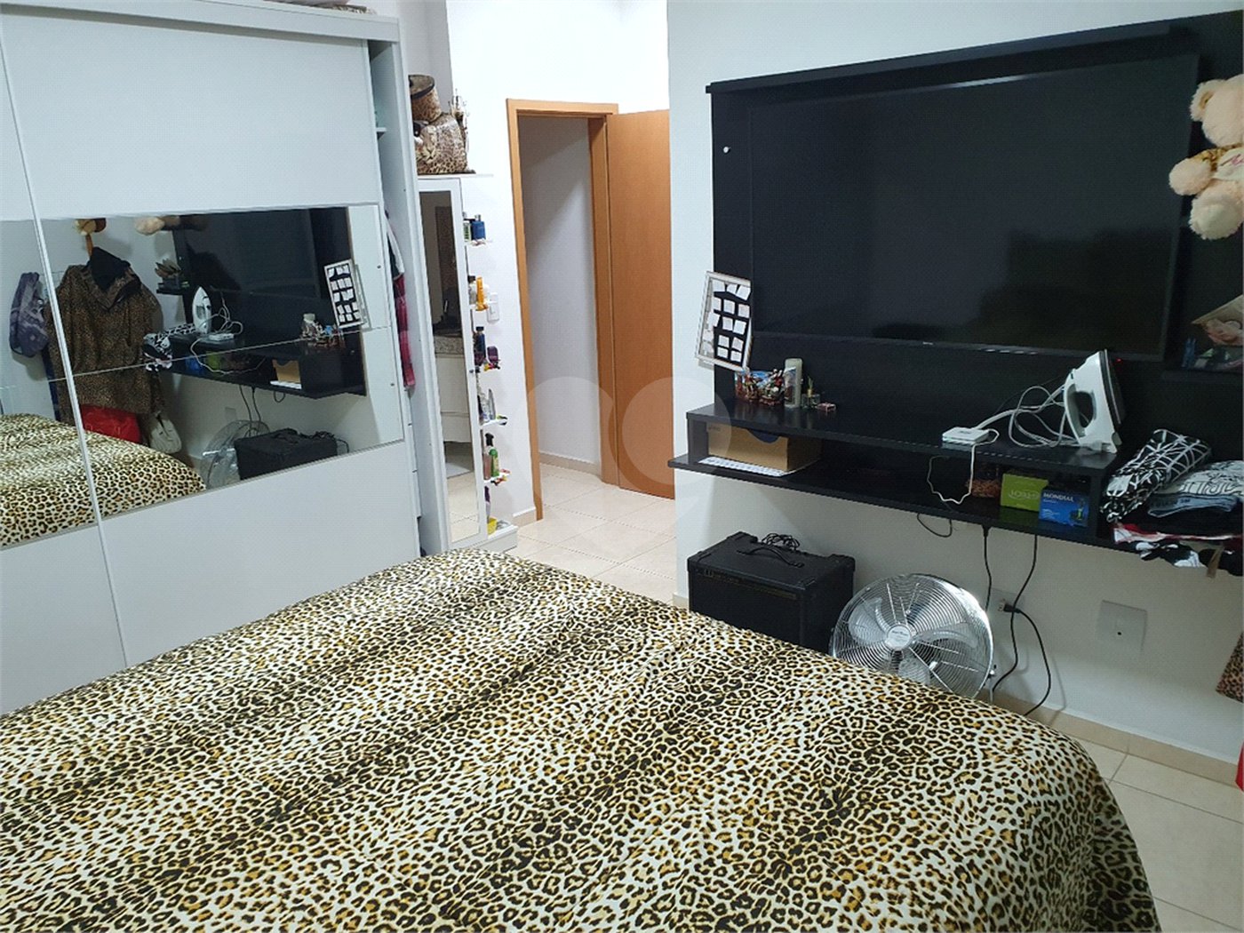 Casa à venda com 2 suítes no condomínio Residencial Bonanza I, Bom Jesus dos Perdões - SP