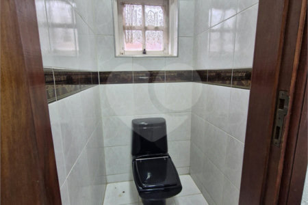 Casa à venda ou para alugar com 5 quartos, sendo 4 suítes,  em Santa Rosa, Vinhedo, SP