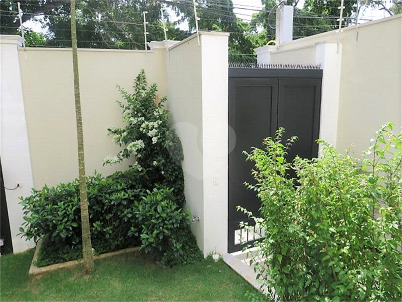 Casa à venda com 3 suítes em Vila Inah, São Paulo, SP