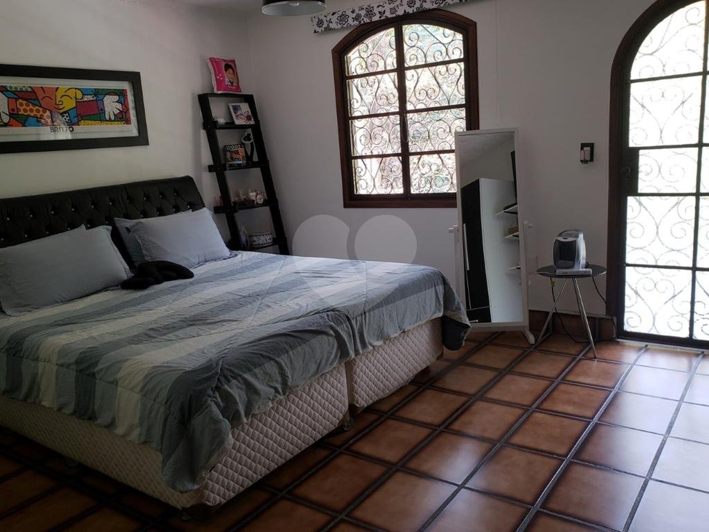 Sobrado à venda com 4 quartos, sendo 1 suíte, em Jardim Floresta, São Paulo, SP