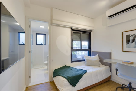 Apartamento à venda com 3 quartos, sendo 1 suíte, em Jardim Marajoara, São Paulo, SP