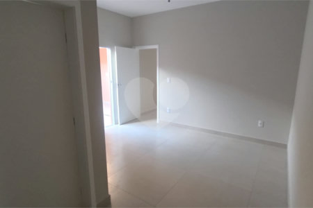 Casa à venda com 3 quartos, sendo 1 suíte, em Jardim dos Ipês, Salto, SP