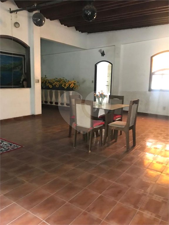 Casa à venda com 4 quartos, sendo 1 suíte, em Senador Vasconcelos, Rio de Janeiro, RJ