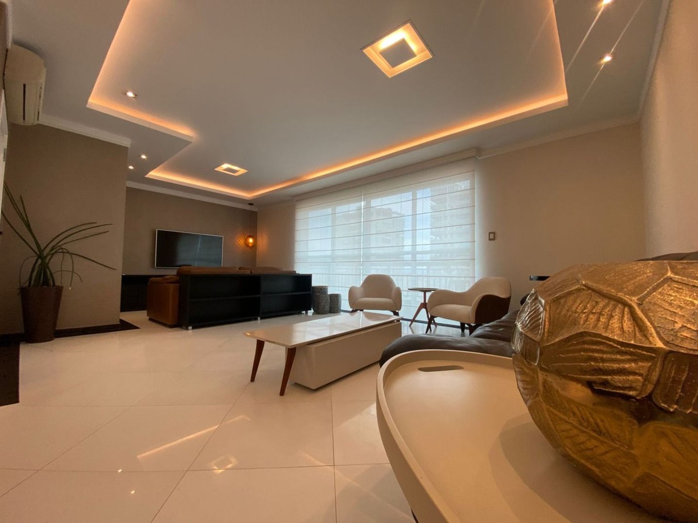 Apartamento com 3 dormitórios para alugar, 198 m² por R$ 16.000,02/mês - Gonzaga - Santos/SP