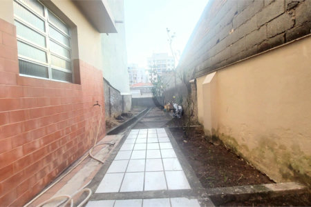Casa à venda com 3 quartos, sendo 1 suíte, em Lapa, São Paulo, SP