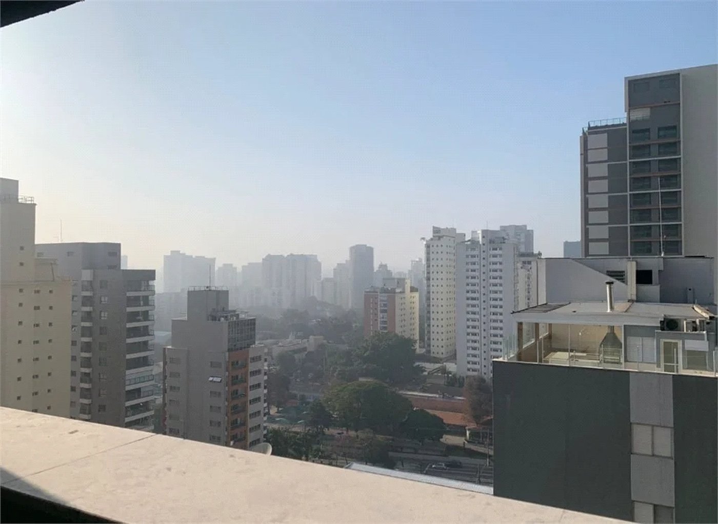 Apartamento à venda com 4 quartos, sendo 2 suítes, em Brooklin Paulista, São Paulo, SP