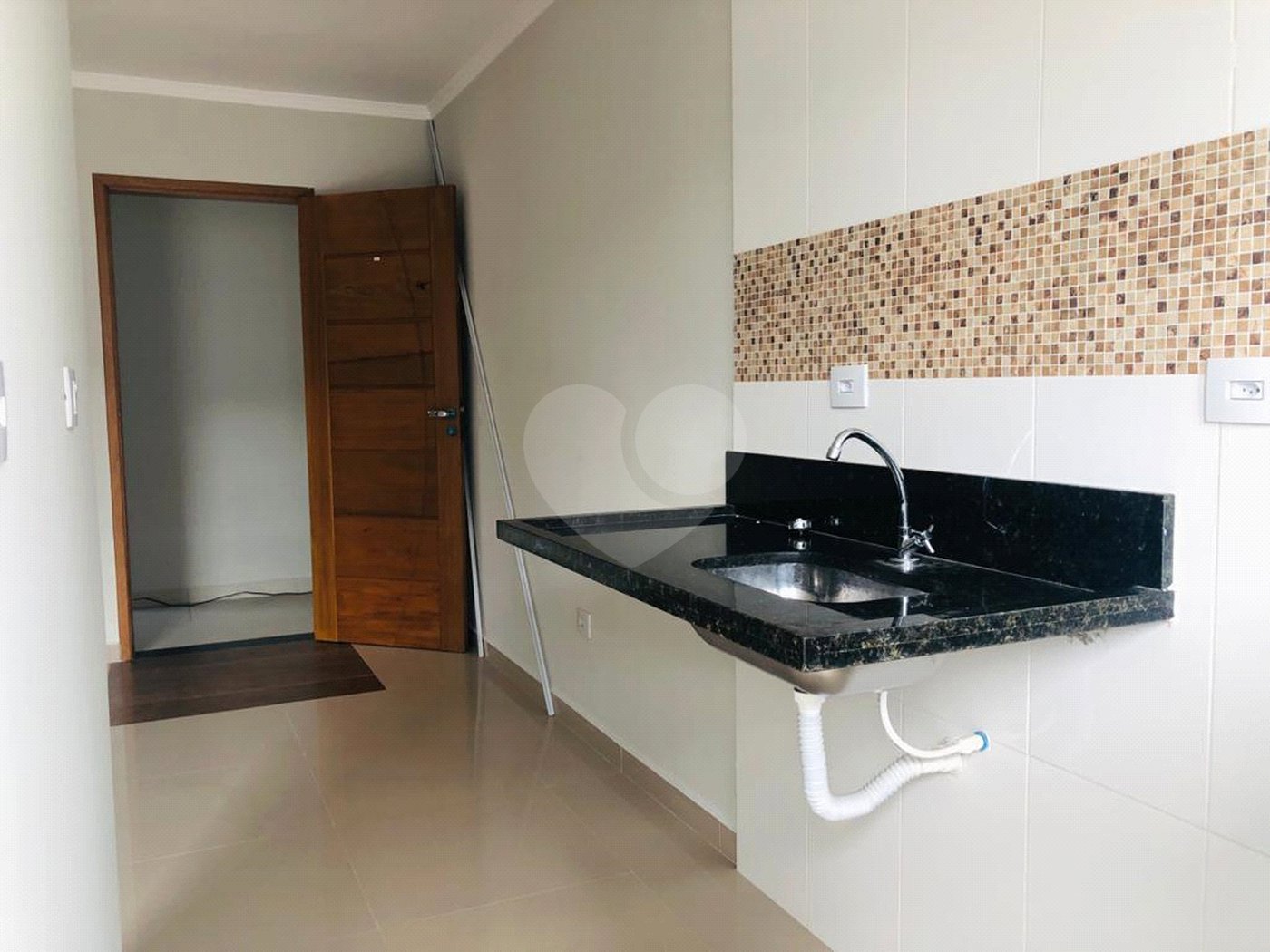 Casa à venda com 2 quartos no condomínio Sem Nome, São Paulo - SP