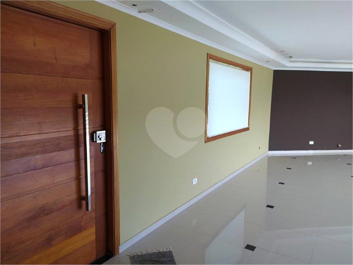 Casa à venda com 4 suítes no condomínio Parque Imperial, Mairiporã - SP