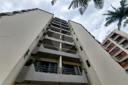 Apartamento à venda com 3 quartos, sendo 1 suíte, em Real Parque, São Paulo, SP