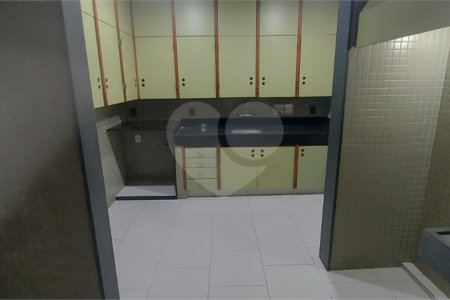 Apartamento à venda com 4 quartos, sendo 1 suíte,  em Laranjeiras, Rio de Janeiro, RJ
