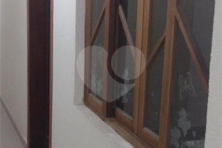Sobrado à venda com 3 quartos, sendo 1 suíte, em Jardim da Mamãe, Guarulhos, SP